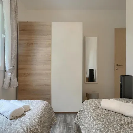 Pepa Butori Prázdninový dům *