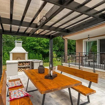 Pepa Butori Prázdninový dům Basici