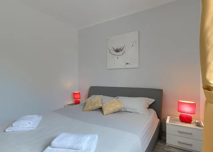 Holiday home Pepa Butori *